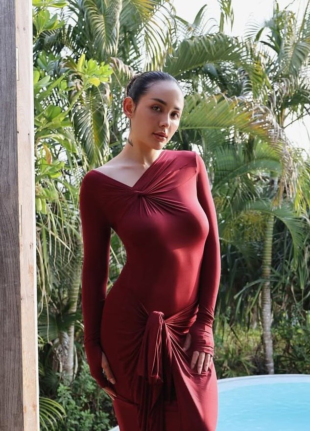 Jasmine K Santos